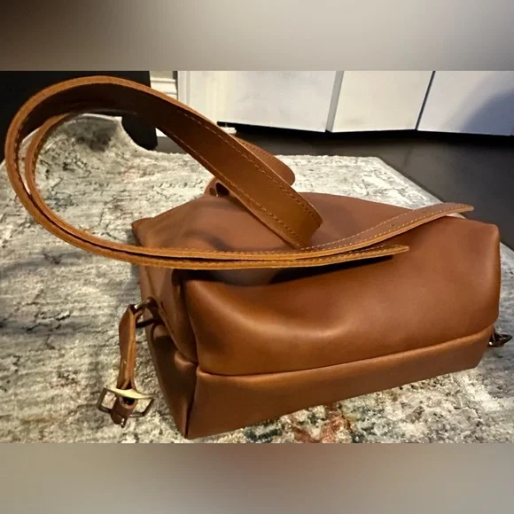 ‼️Never Used‼️🎸Portland Leather🎸🔥NWOT🔥’ALMOST PERFECT' LAPTOP BACKPACK in Honey - Picture 9 of 14